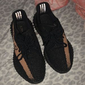 YEEZY SPLY BOOST 350